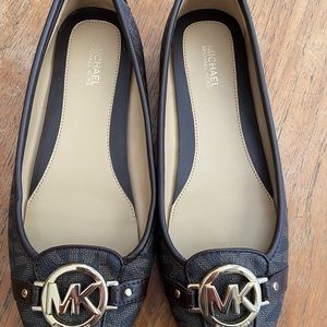 MK Brown Flat Shoes   new